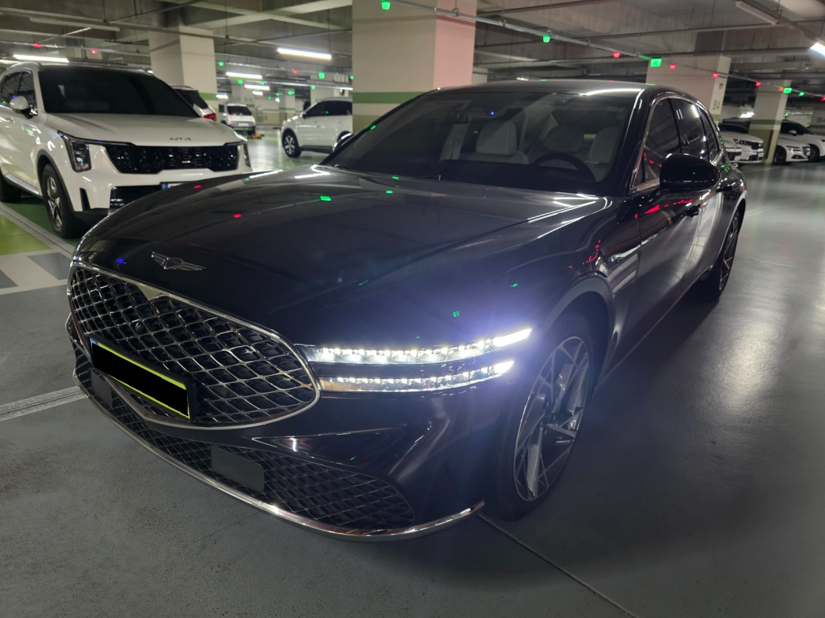Genesis G90, 2023 — купить в Смоленске под ключ