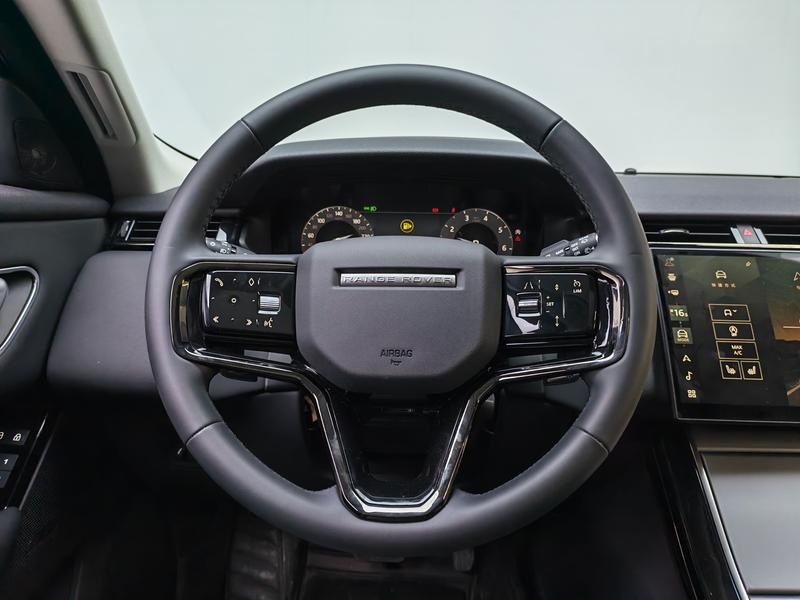 Land Rover Range Rover Velar, 2023 — фото 9 из 12