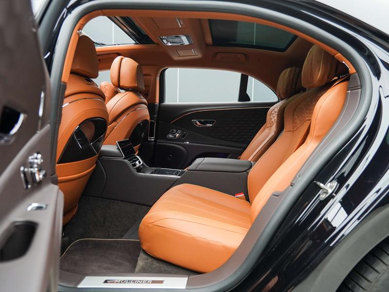 Bentley Flying Spur Hybrid, 2025 — фото 11 из 12
