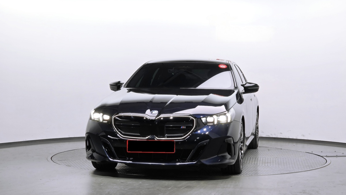 BMW i5, 2023 — фото 3 из 12