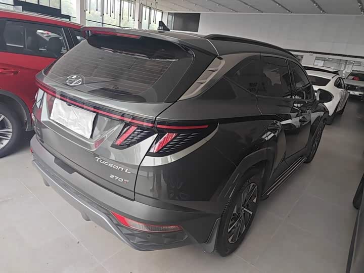 Hyundai Tucson L, 2022 — фото 7 из 9