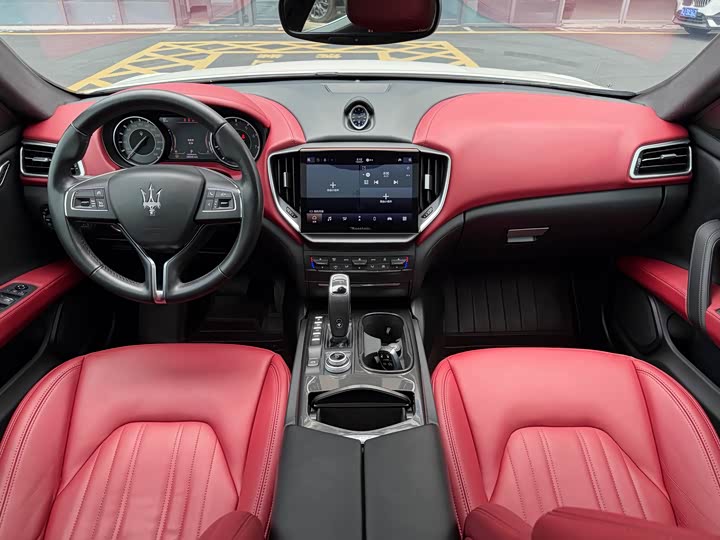 Maserati Ghibli, 2021 — фото 9 из 9