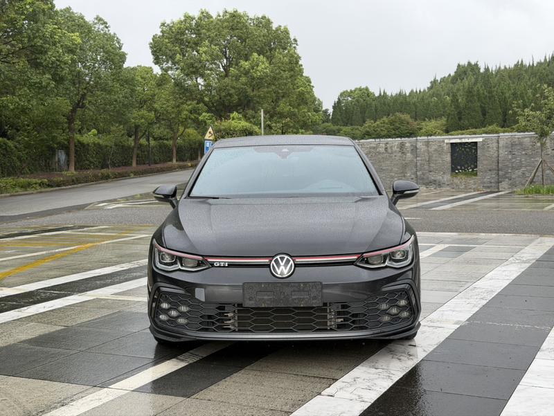 Volkswagen Golf GTI, 2024 — фото 2 из 12