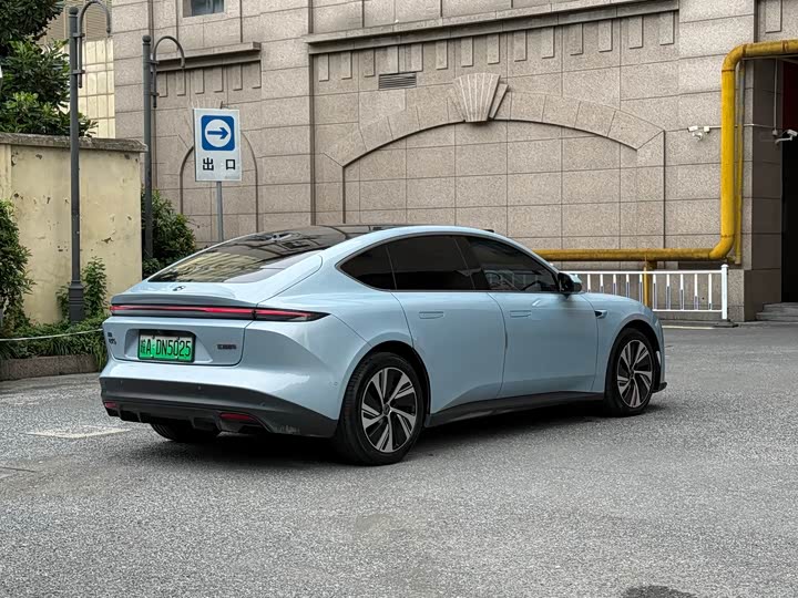 Nio ET5, 2022 — фото 9 из 9