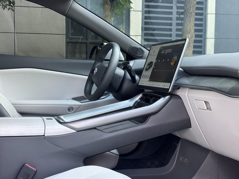 BAIC Arcfox Alpha S5, 2025 — фото 8 из 12