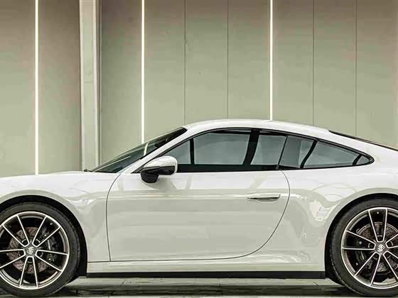Porsche 911, 2024 — фото 7 из 9