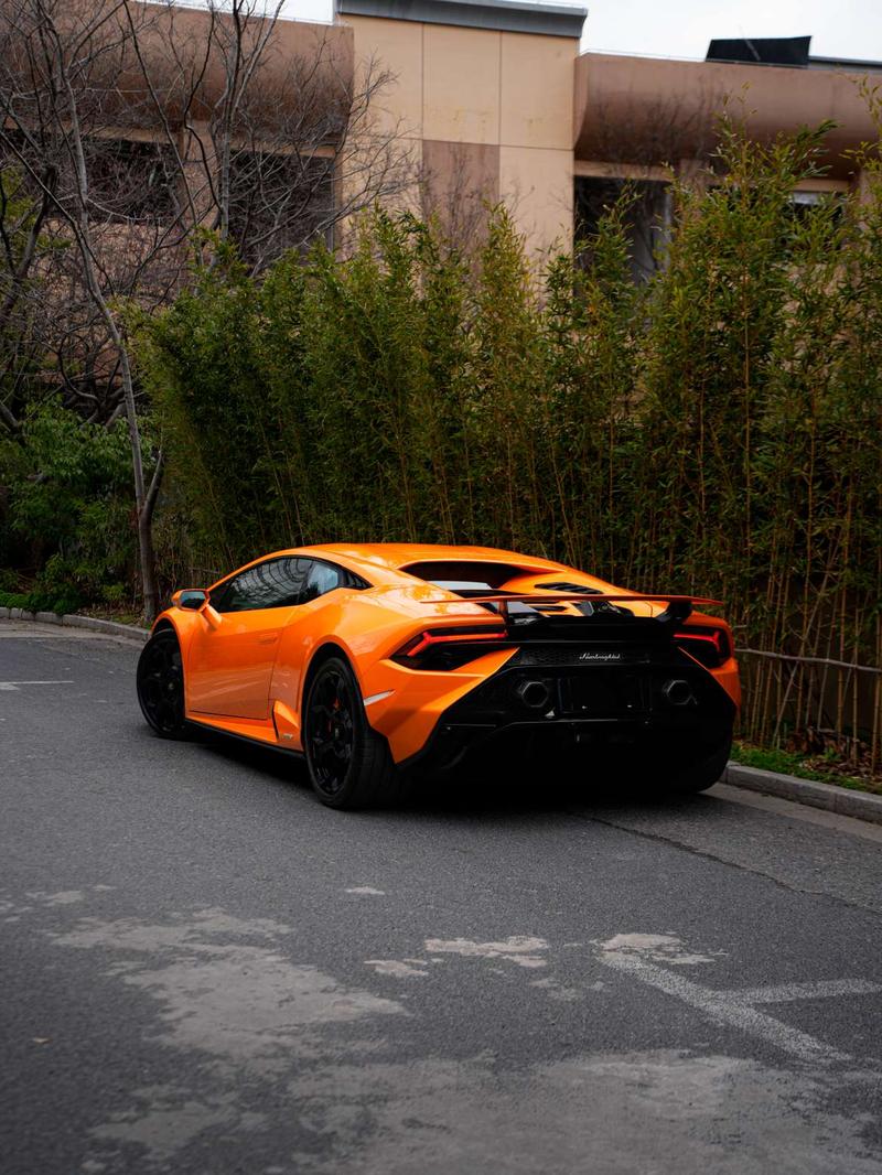 Lamborghini Huracán, 2025 — фото 2 из 10