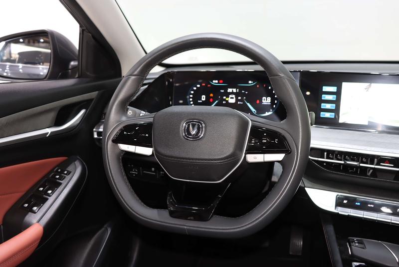 Changan Eado Plus, 2025 — фото 11 из 12