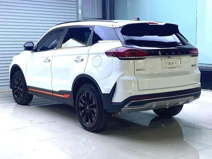 Geely Atlas, 2022 — фото 7 из 9
