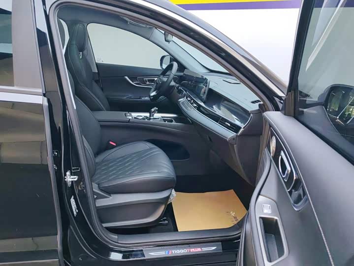 Chery Tiggo 7 Plus, 2023 — фото 8 из 9