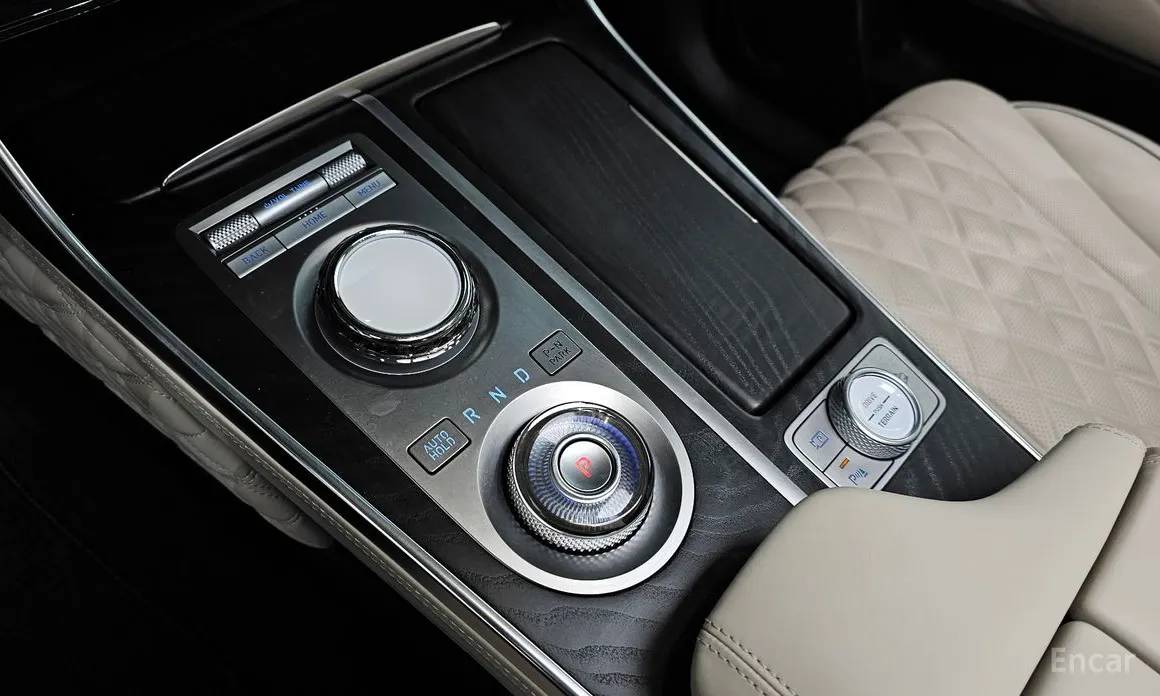 Genesis GV80, 2023 — фото 9 из 12