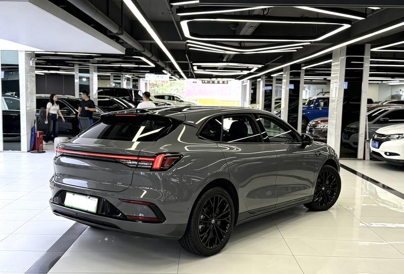 Leapmotor Lafa5, 2025 — фото 7 из 12