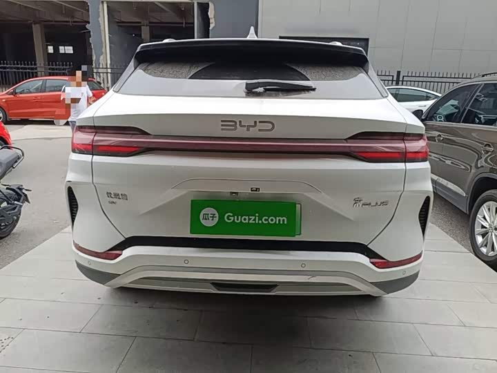 BYD Song Plus Hybrid/EV, 2024 — фото 6 из 9