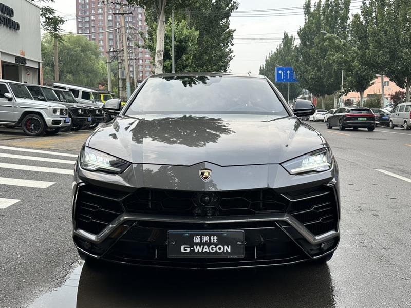 Lamborghini Urus, 2022 — фото 2 из 12