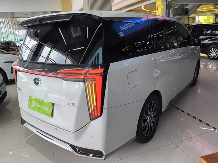 GAC Trumpchi E9, 2023 — фото 7 из 9