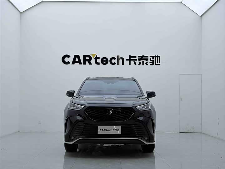 Toyota Crown Kluger, 2023 — фото 4 из 9