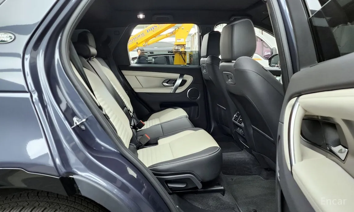 Land Rover Discovery Sport, 2024 — фото 12 из 12