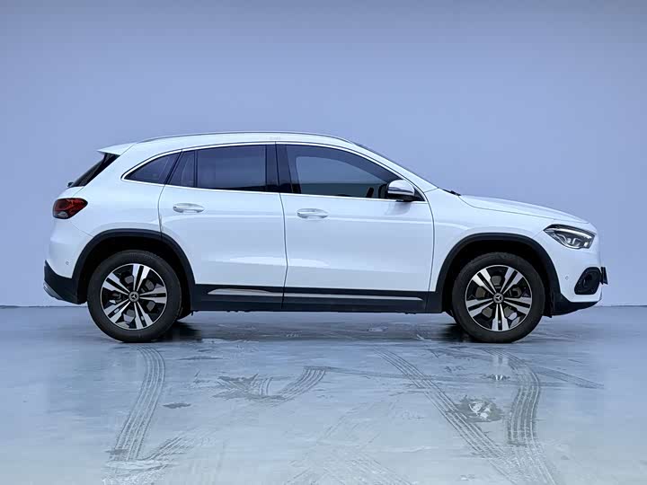 Mercedes-Benz GLA-Class, 2022 — фото 8 из 9