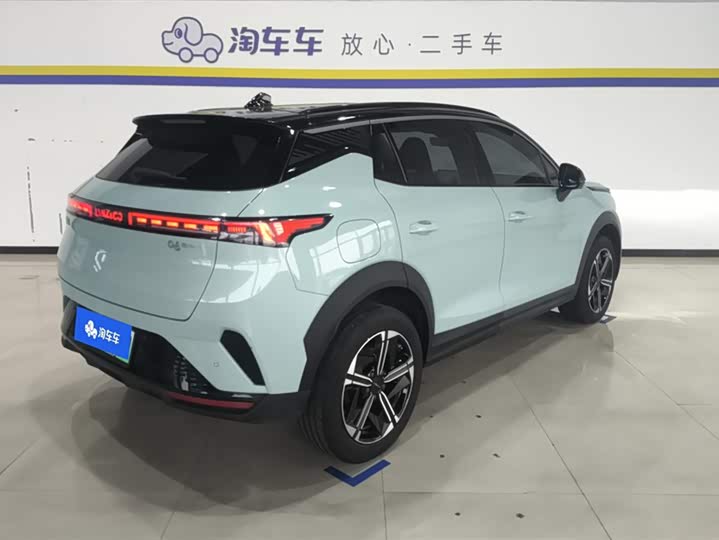 Lynk & Co 06 EM-P Hybrid, 2023 — фото 3 из 9