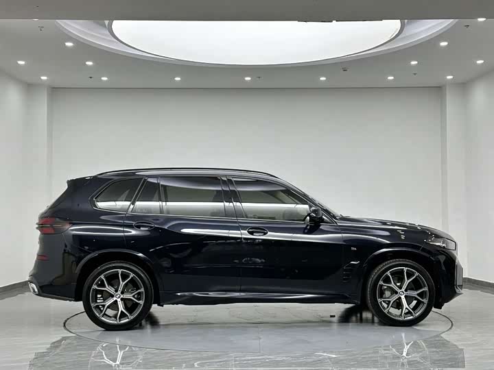 BMW X5, 2025 — фото 4 из 9