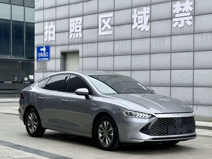 BYD Qin Plus, 2023 — фото 3 из 9