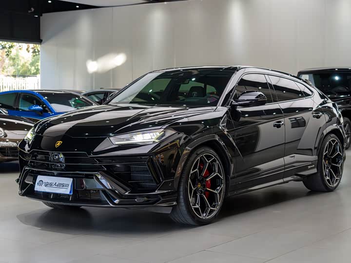 Lamborghini Urus, 2023 — купить в Туле под ключ