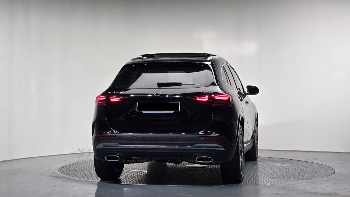 Mercedes-Benz GLA-Class, 2024 — фото 4 из 12
