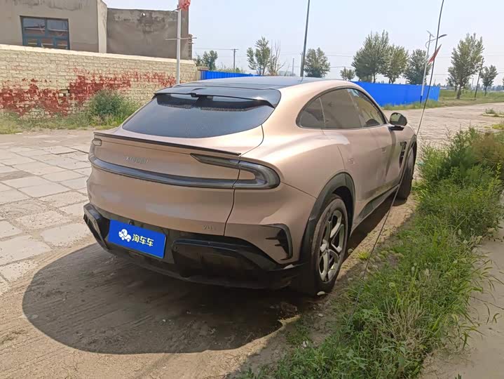 Xiaomi YU7, 2025 — фото 3 из 9