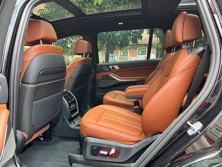 BMW X7, 2022 — фото 6 из 9