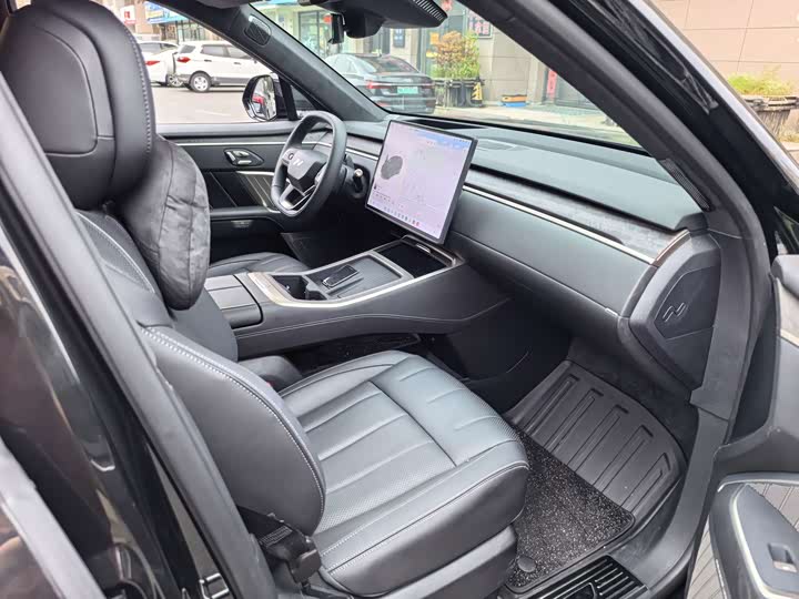Nio Onvo L90, 2025 — фото 6 из 9