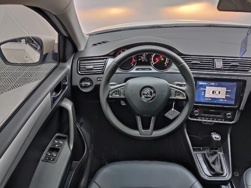 Skoda Rapid, 2022 — фото 10 из 12