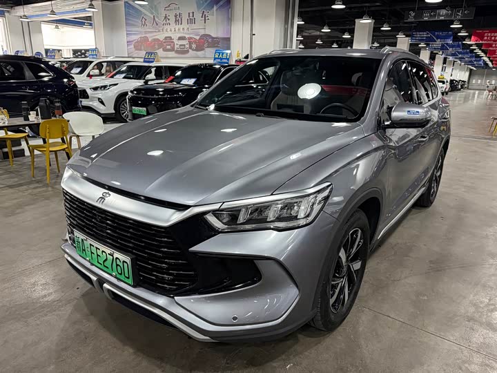 BYD Song Pro Hybrid, 2024 — фото 2 из 9