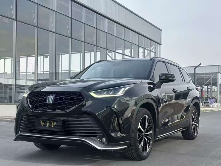 Toyota Crown Kluger, 2023 — купить в Чебоксарах под ключ