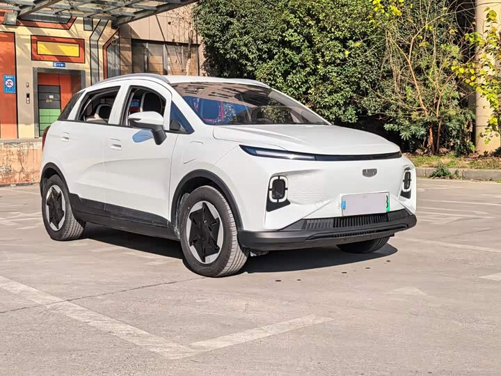 Geely Geometry E Firefly, 2023 — фото 3 из 9