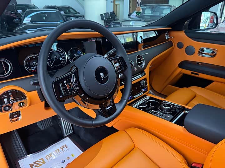 Rolls-Royce Ghost, 2024 — фото 8 из 9