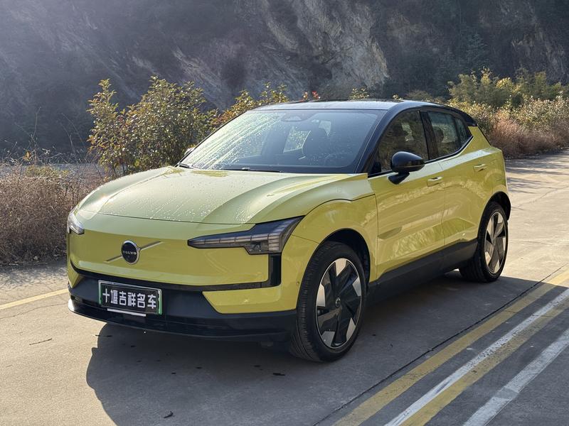 Volvo EX30, 2024 — купить в Воронеже под ключ