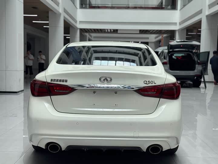 Infiniti Q50L, 2022 — фото 6 из 9