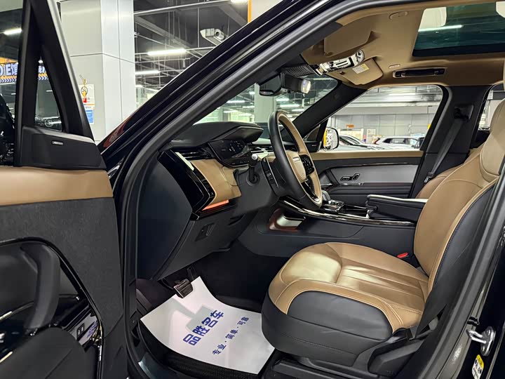 Land Rover Range Rover Sport, 2023 — фото 7 из 9