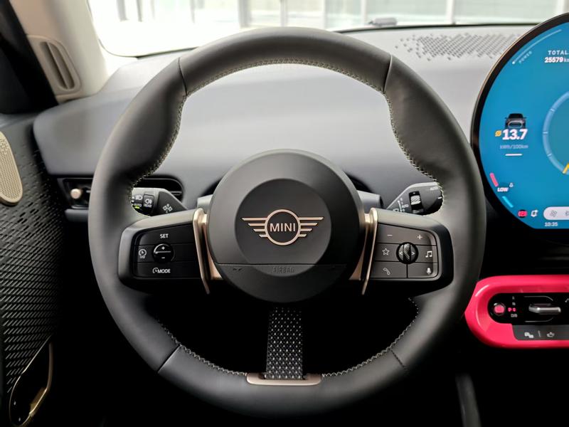 Mini Cooper, 2024 — фото 12 из 12