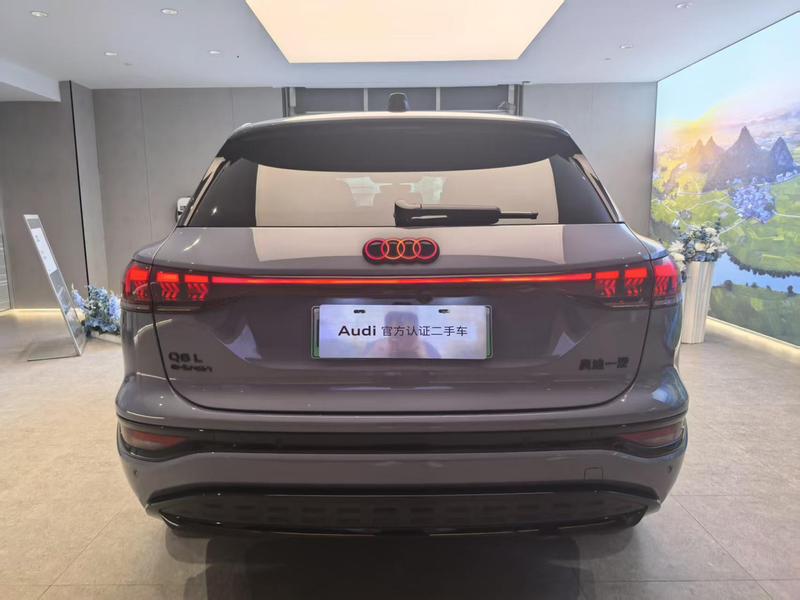 Audi Q6L e-tron, 2025 — фото 3 из 12