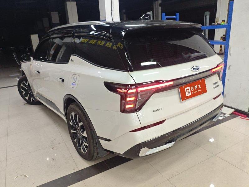 Ford Edge, 2025 — фото 3 из 9