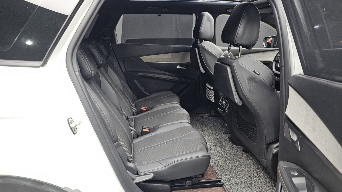 Peugeot 5008, 2022 — фото 10 из 12