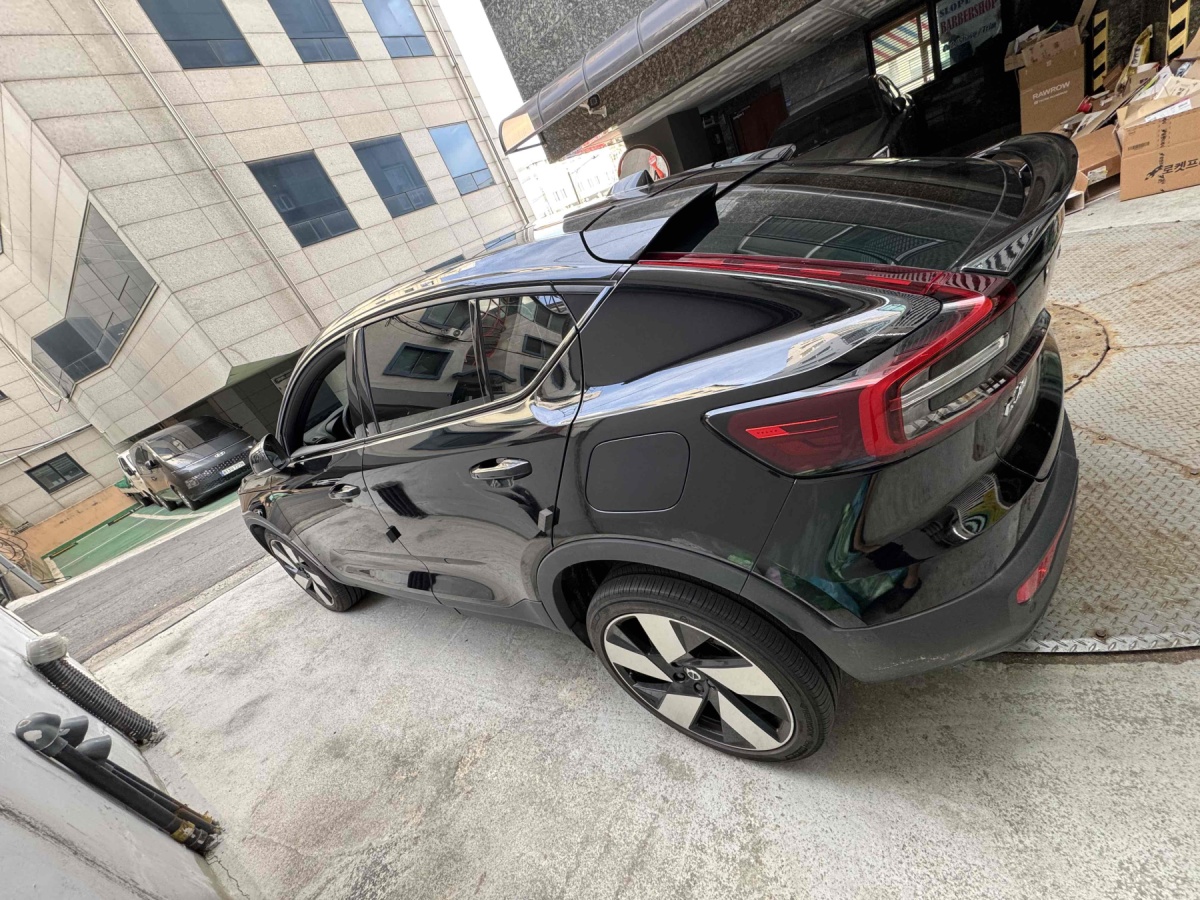 Volvo C40, 2022 — фото 2 из 7