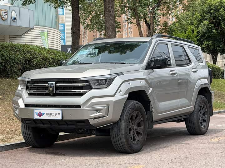 Tank 400 Hybrid, 2024 — купить в Костроме под ключ