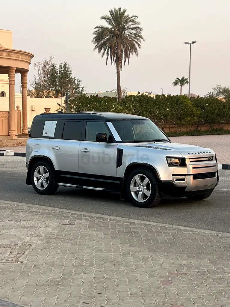Land Rover Defender, 2024 — фото 3 из 10