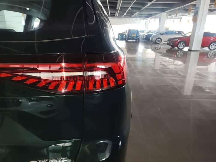 Chery Tiggo 8 Pro, 2023 — фото 8 из 9