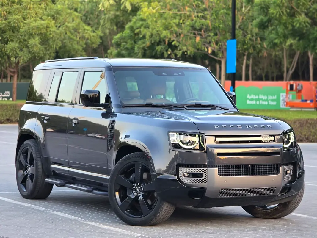 Land Rover Defender, 2025