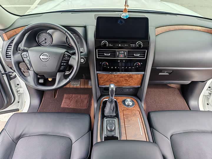 Nissan Armada, 2023 — фото 8 из 12