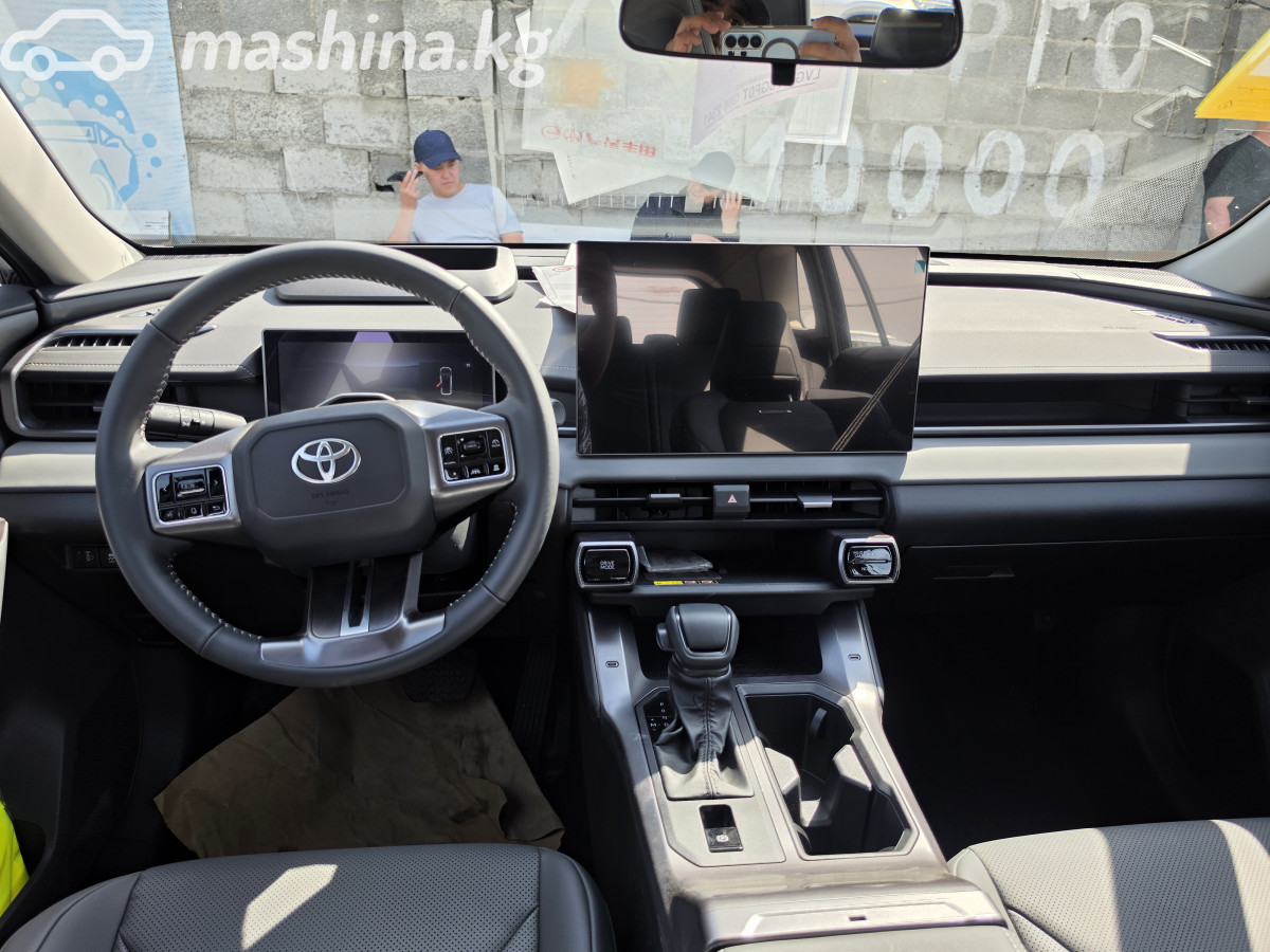 Toyota Wildlander, 2026 — фото 11 из 12