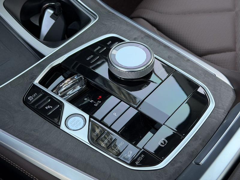 BMW X5, 2023 — фото 8 из 11